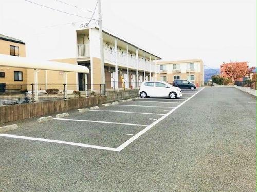 14/16 駐車場