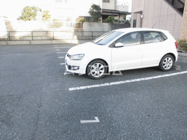 25/30 駐車場
