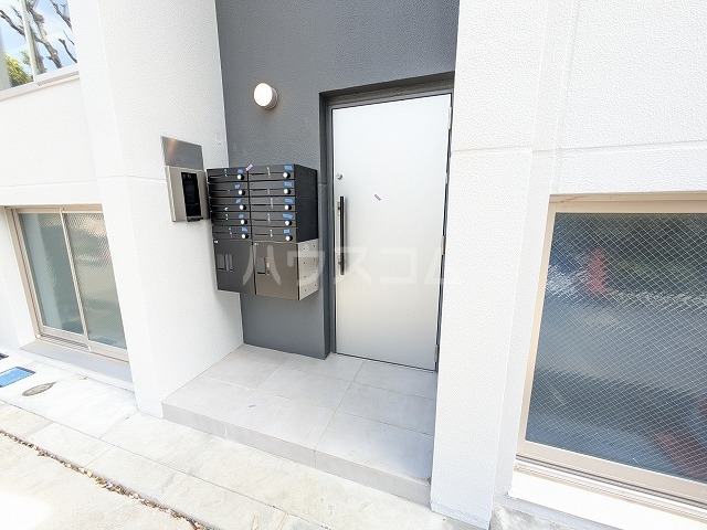 22/29 エントランス