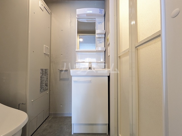 13/27 洗面