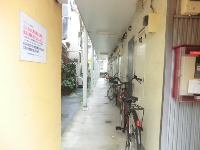 14/16 エントランス