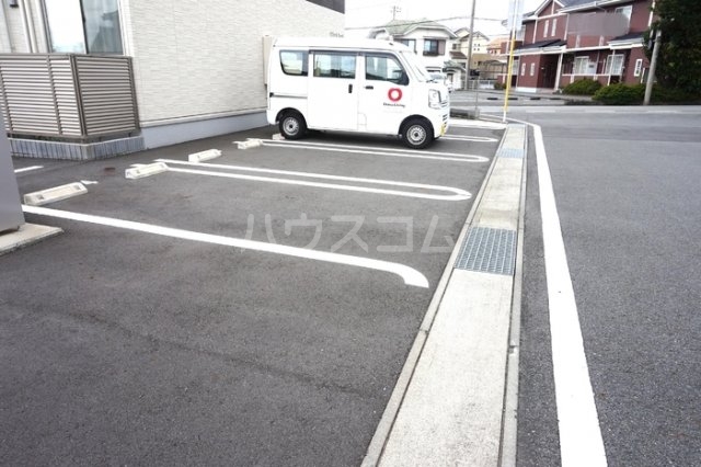 20/21 駐車場