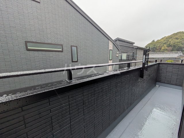 20/30 バルコニー