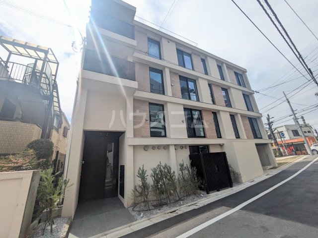 2/30 外観