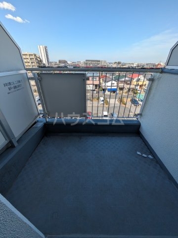 19/30 バルコニー