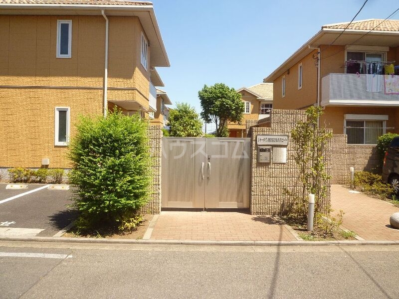 15/25 エントランス