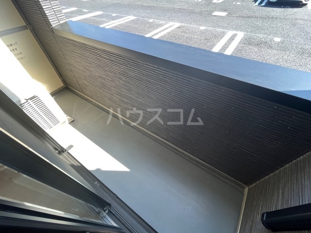 18/27 バルコニー