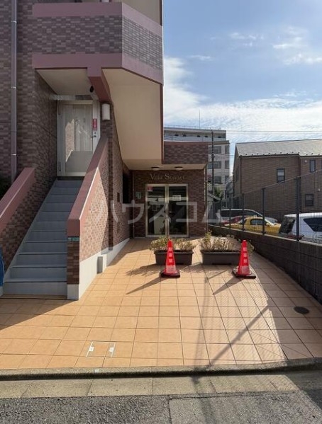 15/25 エントランス