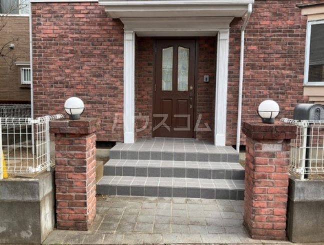 2/8 エントランス