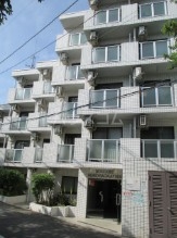 14/19 エントランス