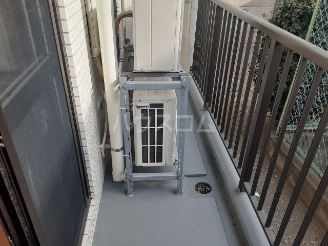 20/30 バルコニー