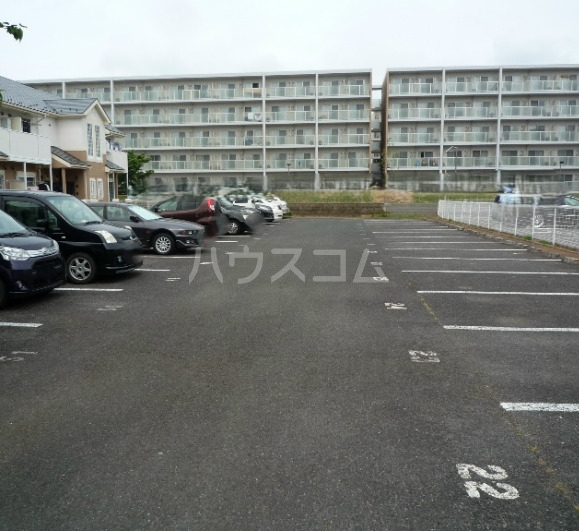 19/21 駐車場