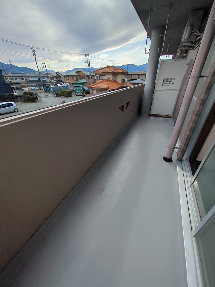 18/21 バルコニー