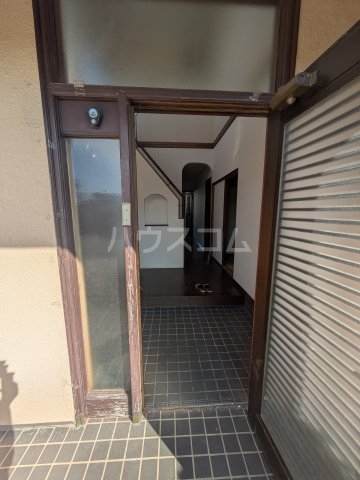 29/30 エントランス