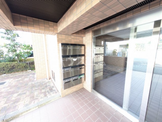 29/30 エントランス