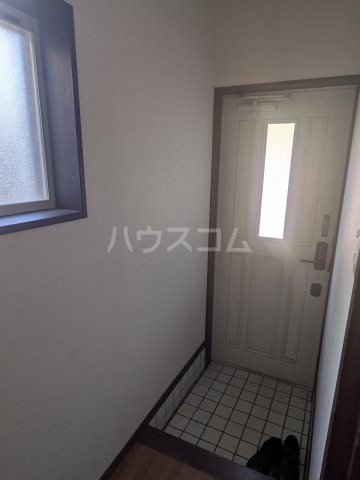 13/27 玄関