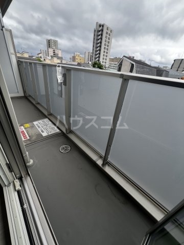 21/30 バルコニー