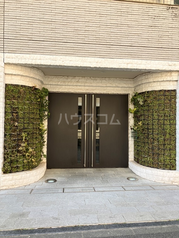 14/24 エントランス