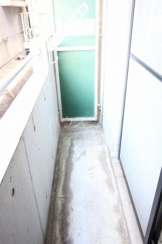 13/16 バルコニー