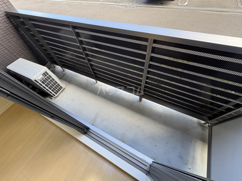 13/17 バルコニー