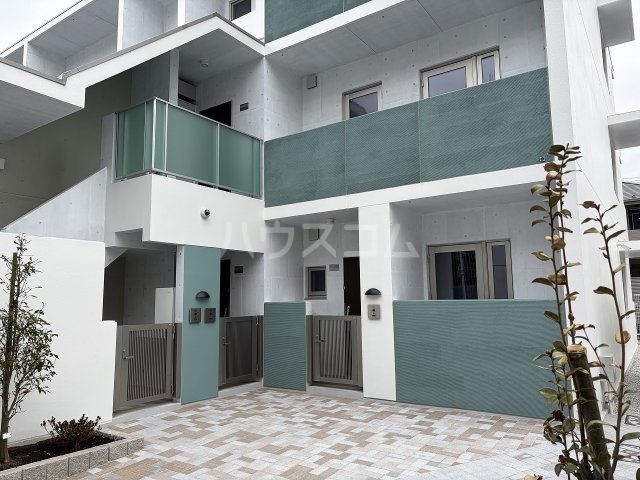 18/29 エントランス