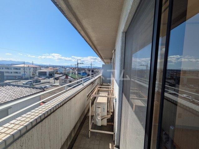 16/27 バルコニー