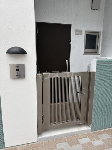 15/25 エントランス