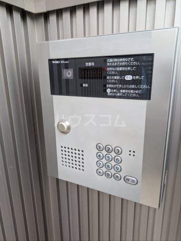 15/19 エントランス