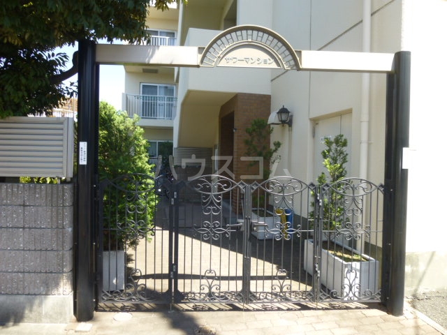 19/26 エントランス