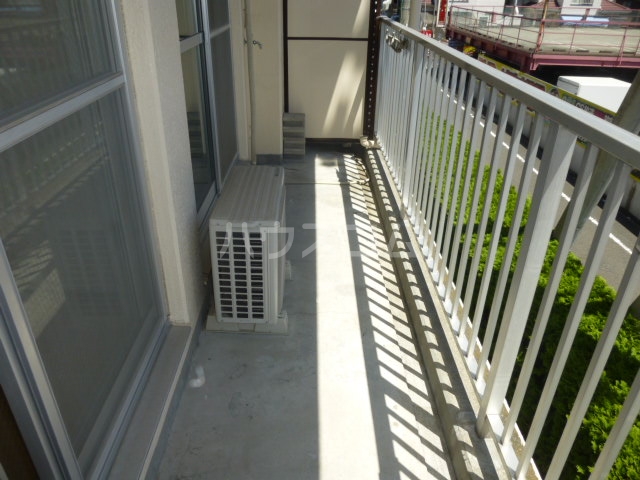 17/26 バルコニー