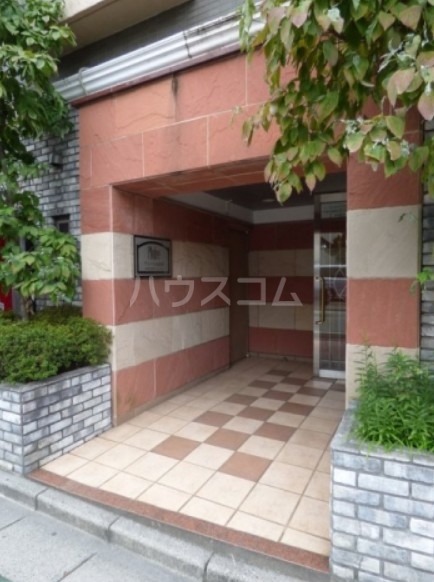 19/21 エントランス