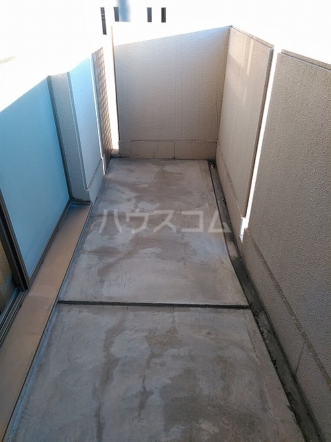 20/28 バルコニー