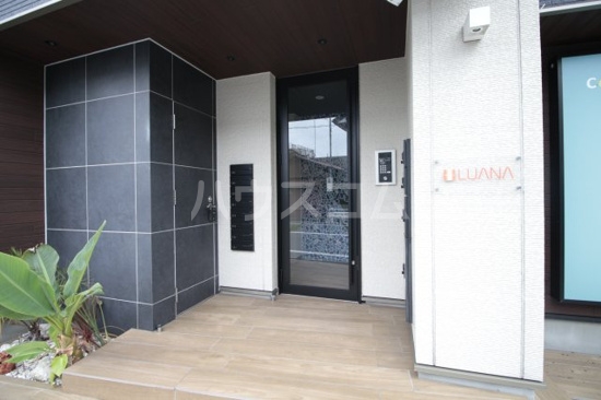 19/22 エントランス