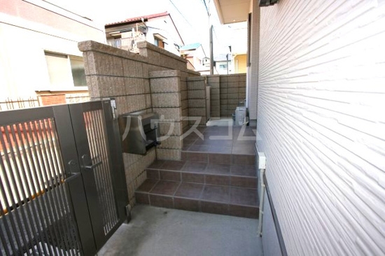 16/24 エントランス