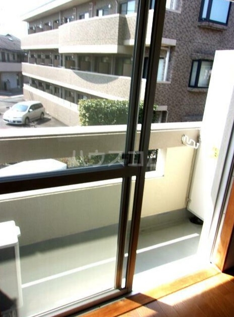 13/27 バルコニー