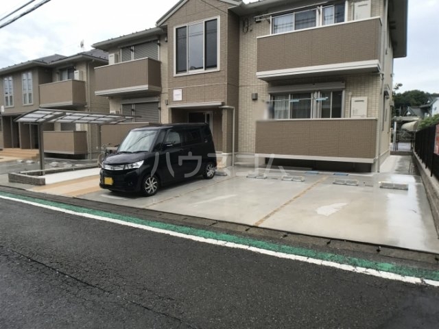 19/22 駐車場