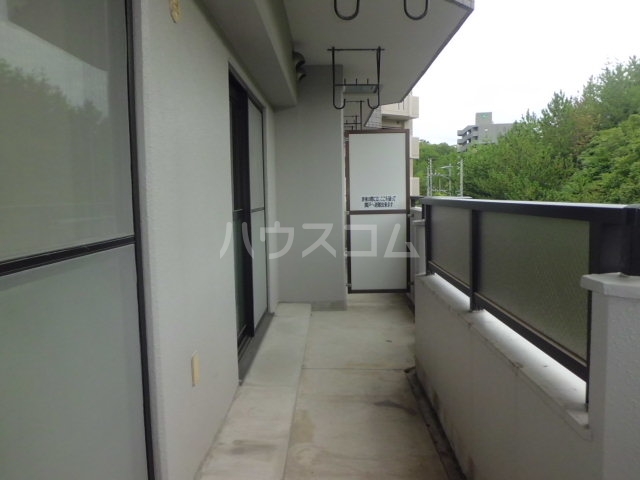 23/30 バルコニー