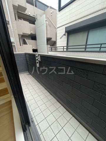 21/30 バルコニー