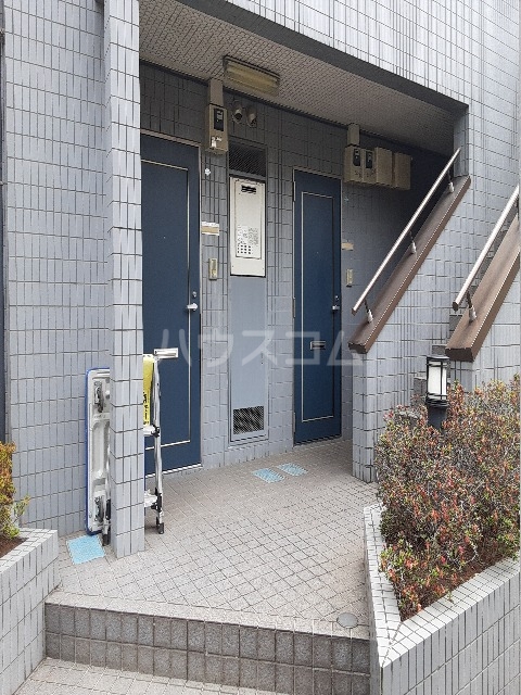 2/6 エントランス