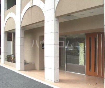 17/20 エントランス