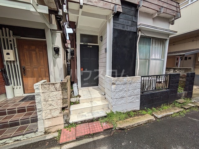 29/30 エントランス