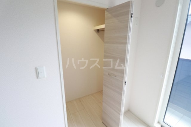 13/30 収納