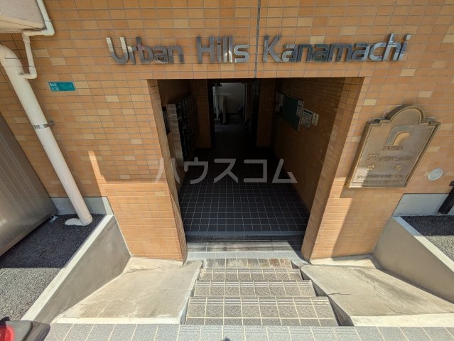 21/29 エントランス