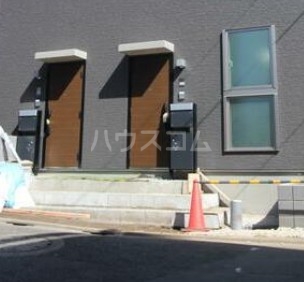 20/27 エントランス