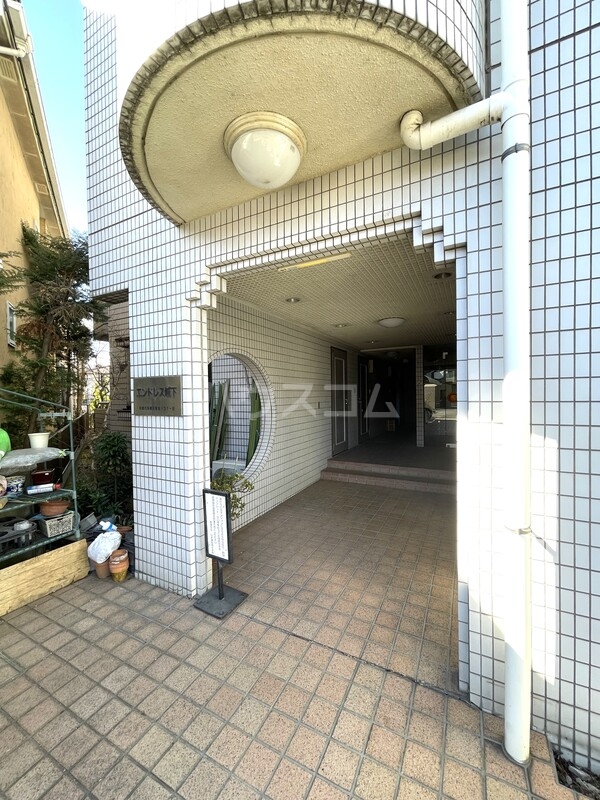 21/24 エントランス