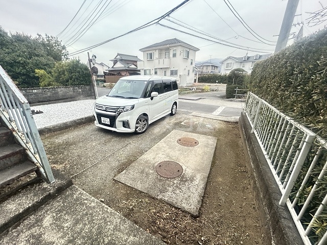 21/25 駐車場