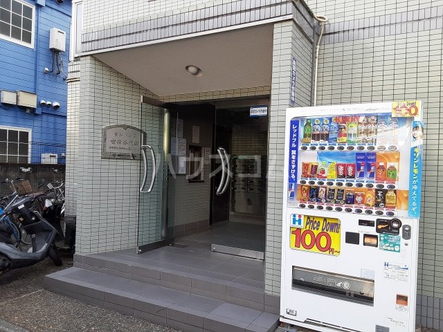 26/30 エントランス