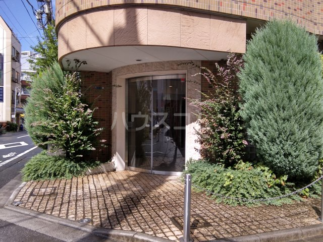 29/30 エントランス