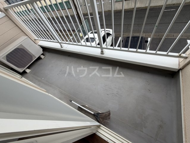 15/28 バルコニー