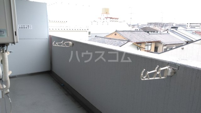 23/30 バルコニー